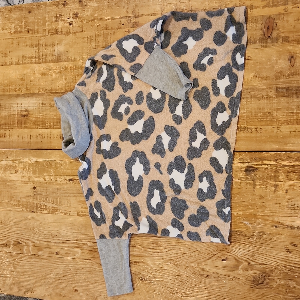 Girls leopard print sweater